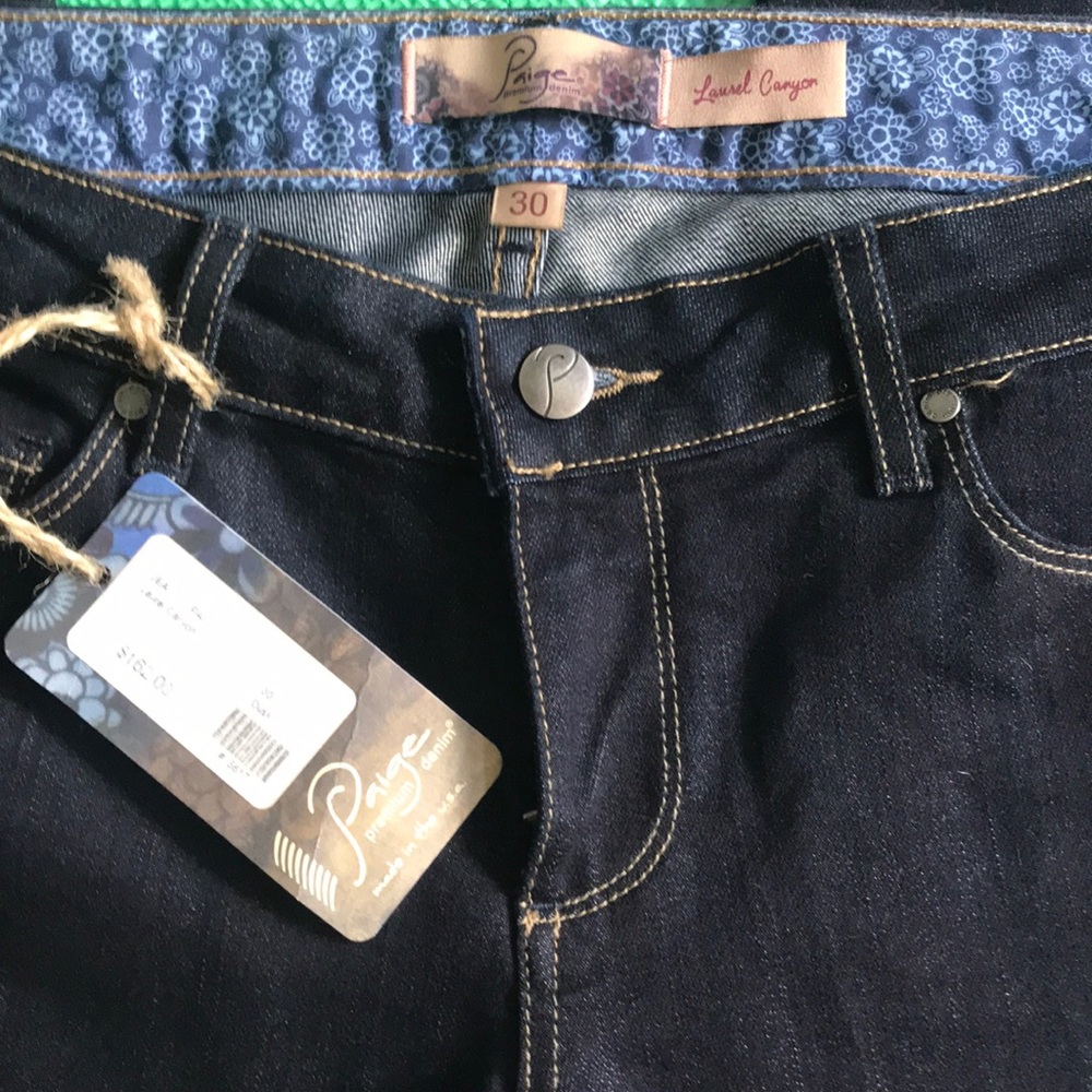 NWT Paige Denim Flare Jeans Size 30